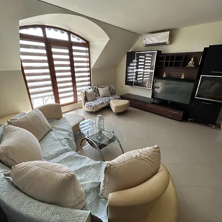 Victoria & Victoria 公寓 *